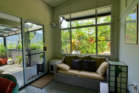 Cow Bay Hilltop Escape - Accommodation Search 1