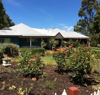 Crabapple Lane - Accommodation Search