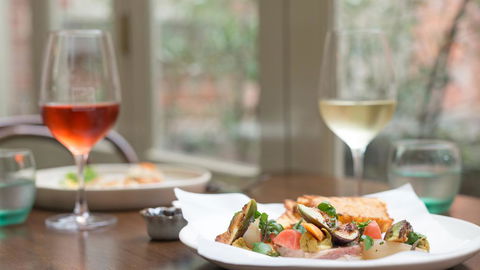 Craig's Royal Hotel - Accommodation Search 3