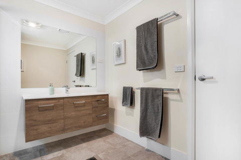 Crooked Lane Apartment - Accommodation Search 2
