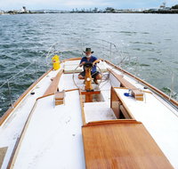 Cruising Yacht in Marina - Accommodation Search