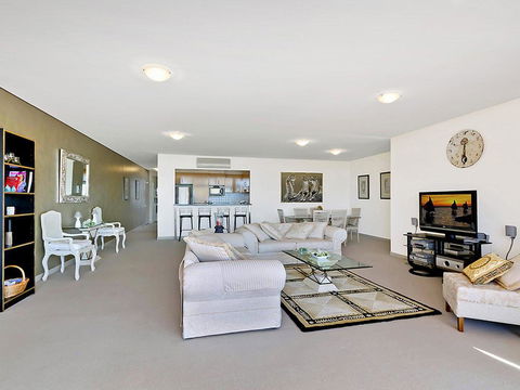 Crystal Views 24 - Accommodation Search 1