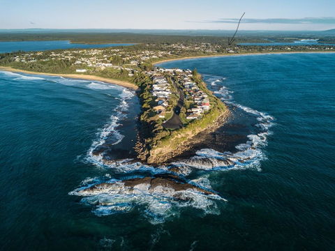 Culburra Beach Motel - Accommodation Search 0