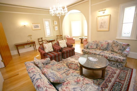 Darcy's Hotel - Accommodation Search 2