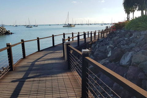 DAYDREAMING Airlie Beach, Water Views & Only 200m To Boardwalk. - Accommodation Search 1