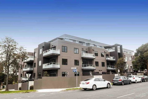 Deakin 2Bed 2Bath And Free Parking - Accommodation Search 0