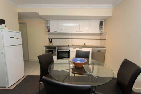 Debs Apartment MtsBay - Accommodation Search 1