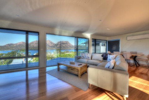 Deja Blu 2 - Accommodation Search 2