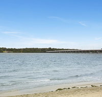 Delightful Duplex on Rose Ct Bongaree - Accommodation Search
