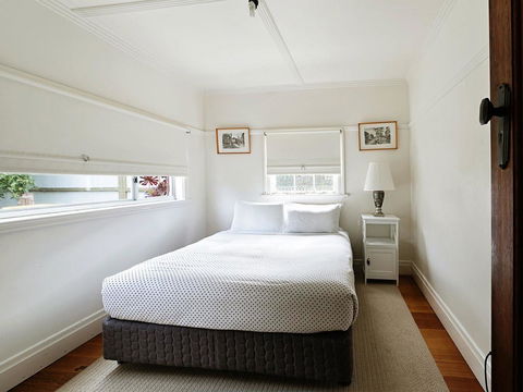 Dingle On Barclay - Accommodation Search 2