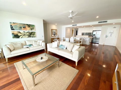 DIRECT BEACH ACCESS - 3 BED APART - CABARITA BEACH - Accommodation Search 2