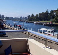 Dockside Waterfront Indulgence - Accommodation Search