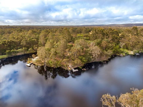 Donnelly Lakes - Accommodation Search 0