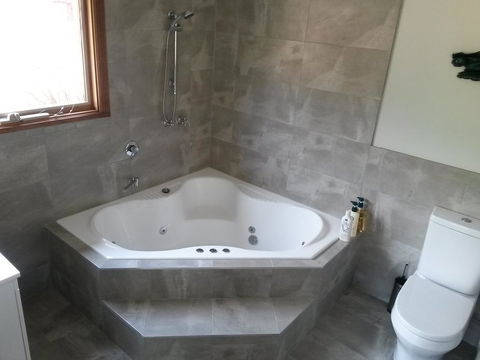 Eagle's Roost Farmstay B&B - Accommodation Search 2