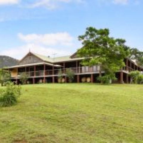 Eagles Rest @ Maluna Vineyard - Accommodation Search 3