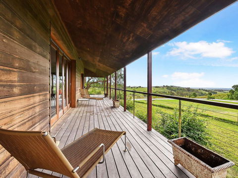 Eagles Rest @ Maluna Vineyard - Accommodation Search 0