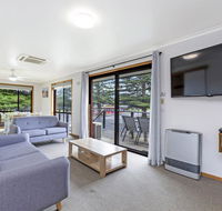Eastern Beach Units 7 - Accommodation Search