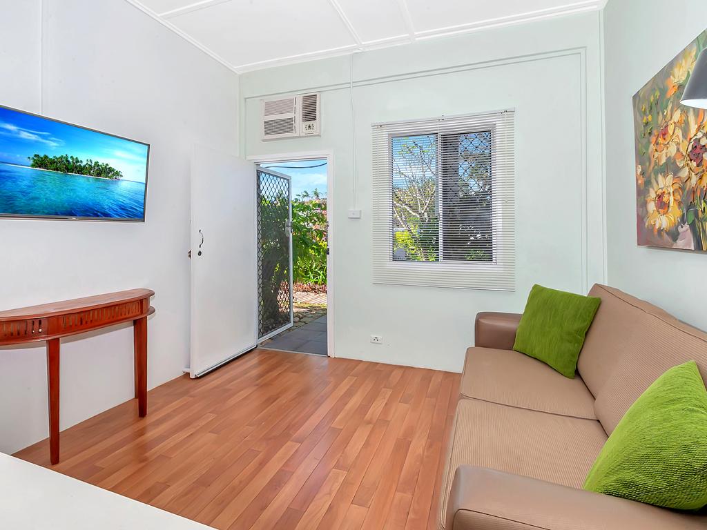 Aeroglen QLD Accommodation Search