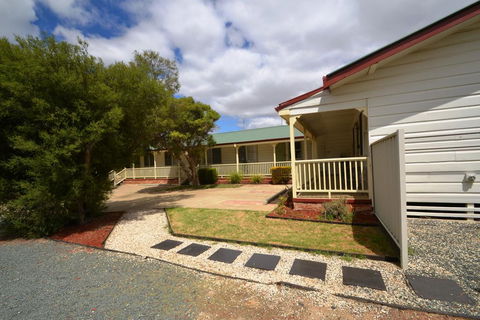 Echuca Holiday Units - Accommodation Search 0
