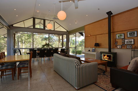 Elfin Hill Vineyard Accommodation - Accommodation Search 4