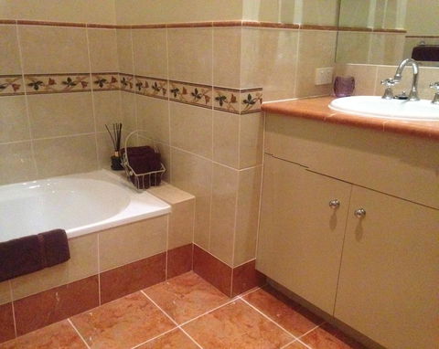 Elindale House Bed & Breakfast - Accommodation Search 3