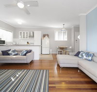 Eloora House Blue bay - Accommodation Search