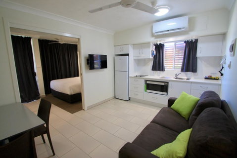 Endeavour Inn Emu Park - Accommodation Search 0