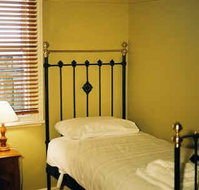 Eyre House - Accommodation Search