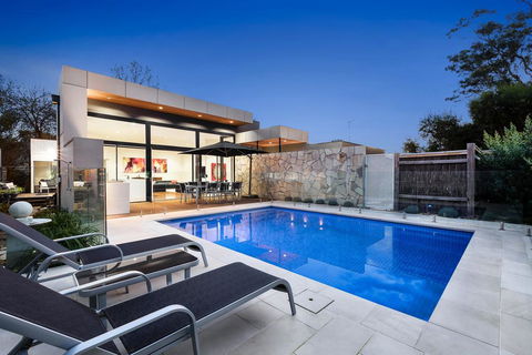 FAIRSEA RETREAT - RYE - Accommodation Search 0