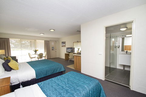 Fairway Motor Inn - Accommodation Search 1
