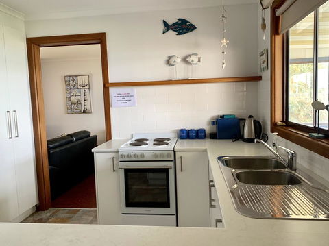 Fareview Beach House - Accommodation Search 2