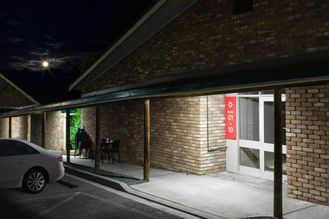 Farnham Court Motel And Restaurant - Accommodation Search 2