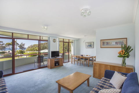 Fathoms 9 - Mollymook - Accommodation Search 2