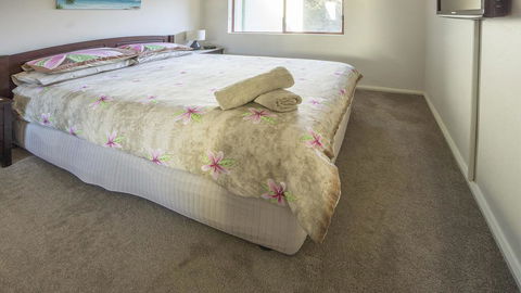 Fathoms Apartment 18/1a Mitchell Pde - All Linen Provided - Accommodation Search 2
