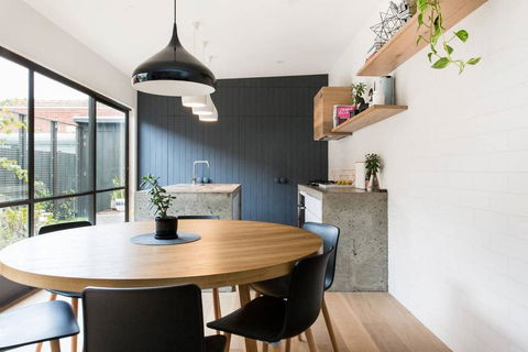 Felix - Gorgeously Designed Home - Accommodation Search 1