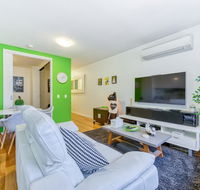 Fitzroy lifestyle 1 bed with pool spa sauna  gym - Accommodation Search