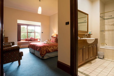 Franklin Manor - Accommodation Search 1