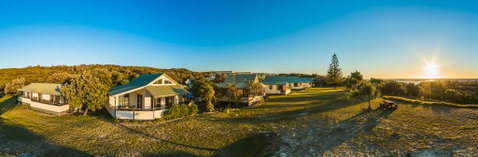 Fraser Island Beach Houses - Accommodation Search 0