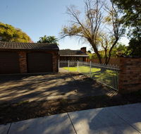 Fravent House - Accommodation Search