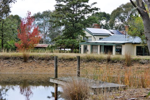 Friends In Harcourt North - Accommodation Search 3
