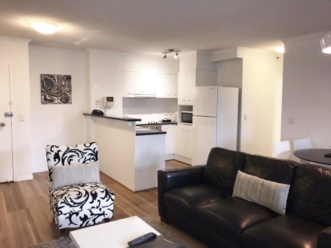 Frisco Apartments - Accommodation Search 1