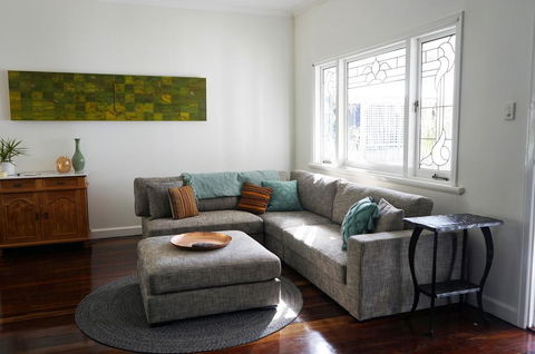 Gallery House Dwellingup - Accommodation Search 1