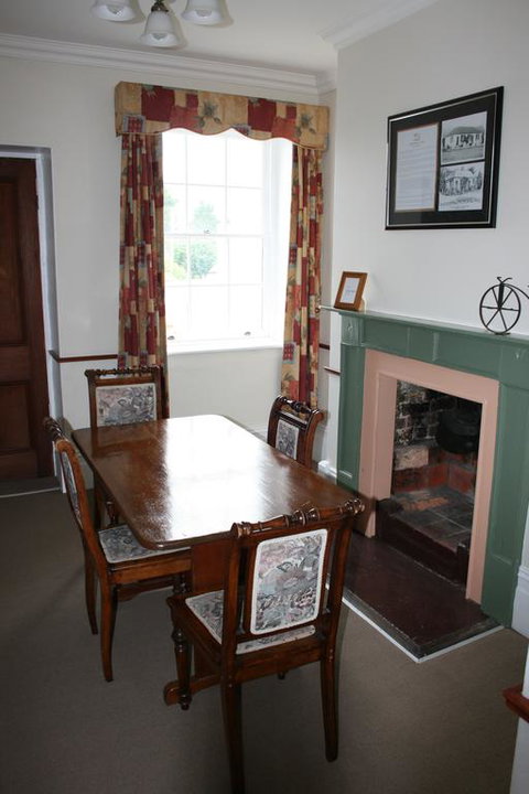 Gaol House Cottages - Accommodation Search 2