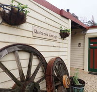 Glenbrook House  Cottage - Accommodation Search