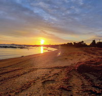 Goat Island Bungalow - Accommodation Search