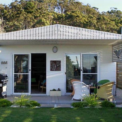 Goat Island Bungalow - Accommodation Search 3
