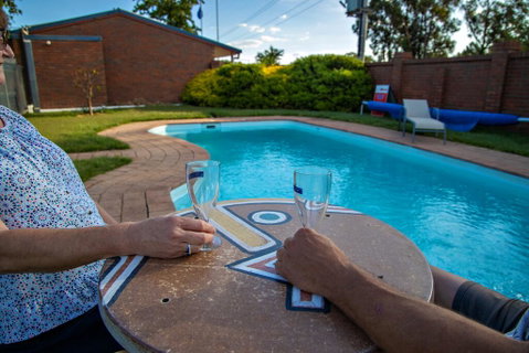 Golden Country Motel And Caravan Park - Accommodation Search 0