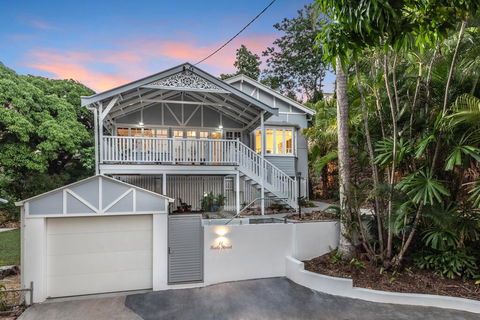 Gorgeous Home 3 Mins To Strand - Accommodation Search 0