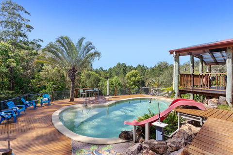 Gorgeous Mediterranean-style Hinterland Home - Accommodation Search 0