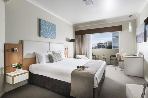 Grand Hotel And Apartments Townsville - Accommodation Search 2